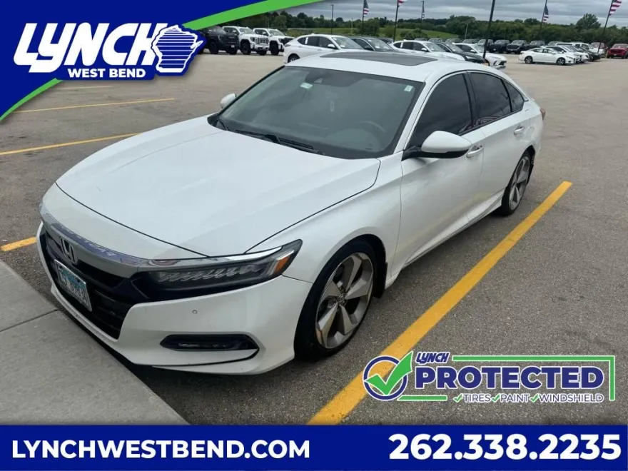 2018 Honda Accord Touring photo 1
