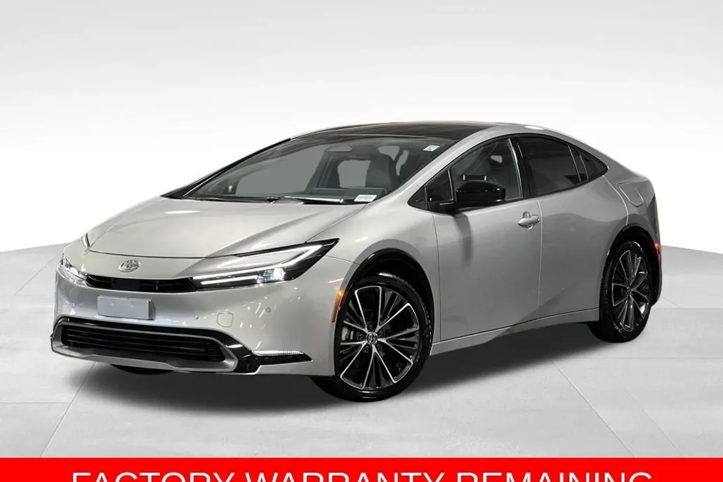 2025 Toyota Prius Limited photo 1