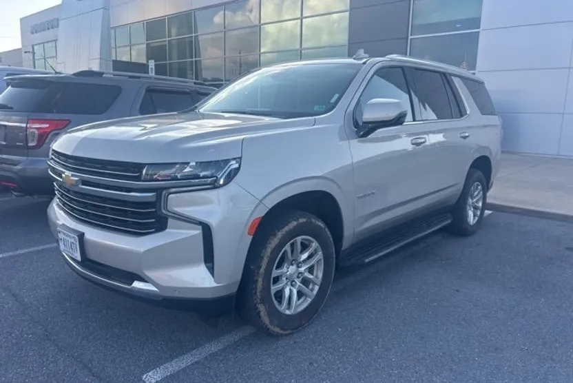 2021 Chevrolet Tahoe LT photo 1
