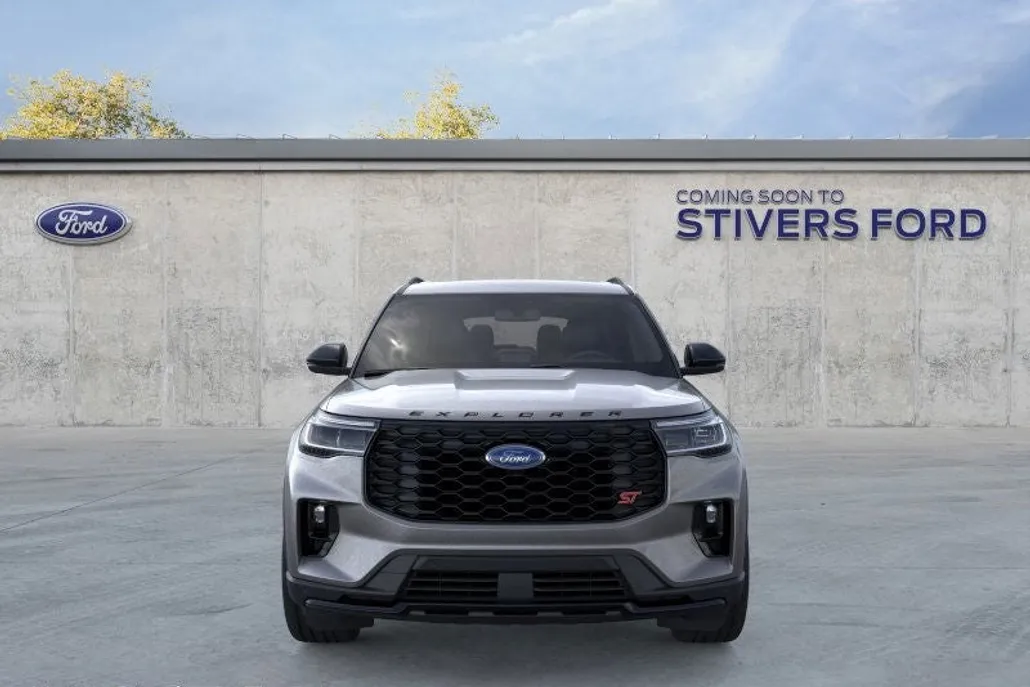 2025 Ford Explorer ST photo 1