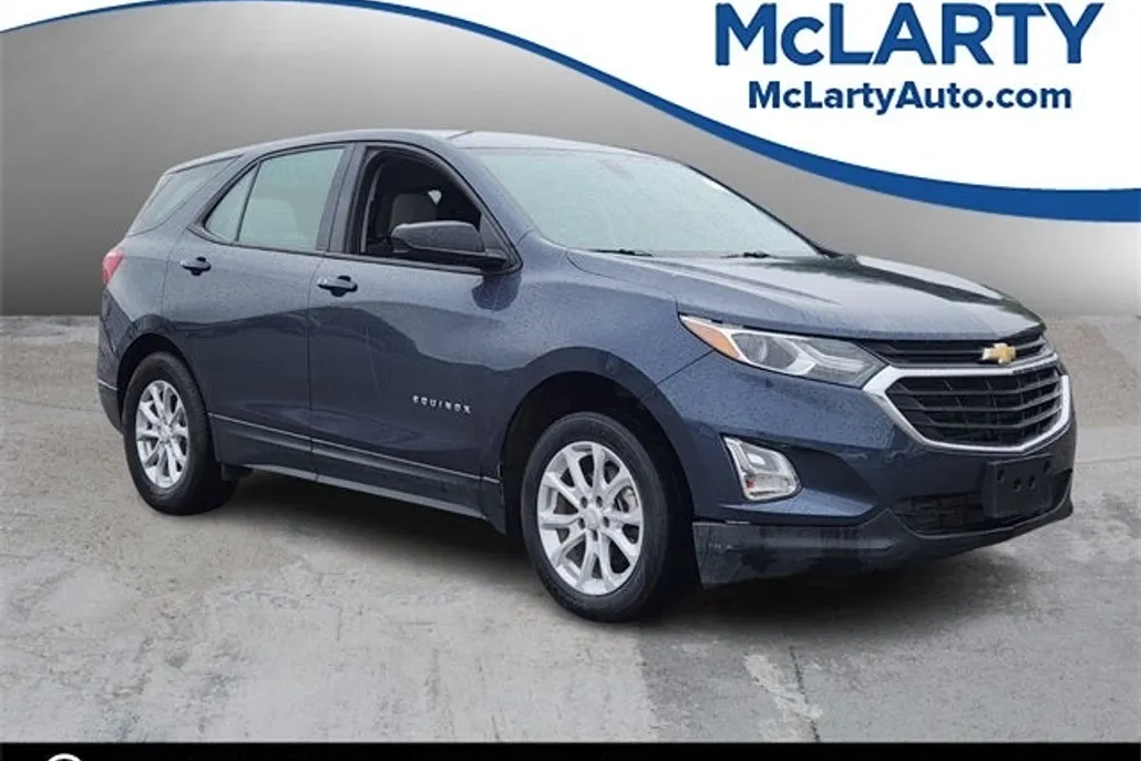 2018 Chevrolet Equinox LS photo 1
