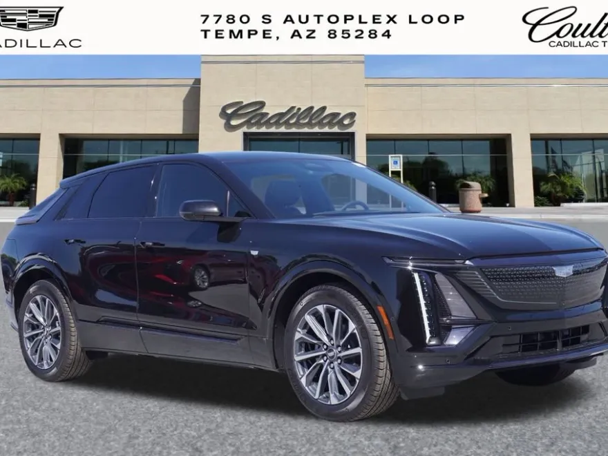 2025 Cadillac Lyriq Sport photo 1