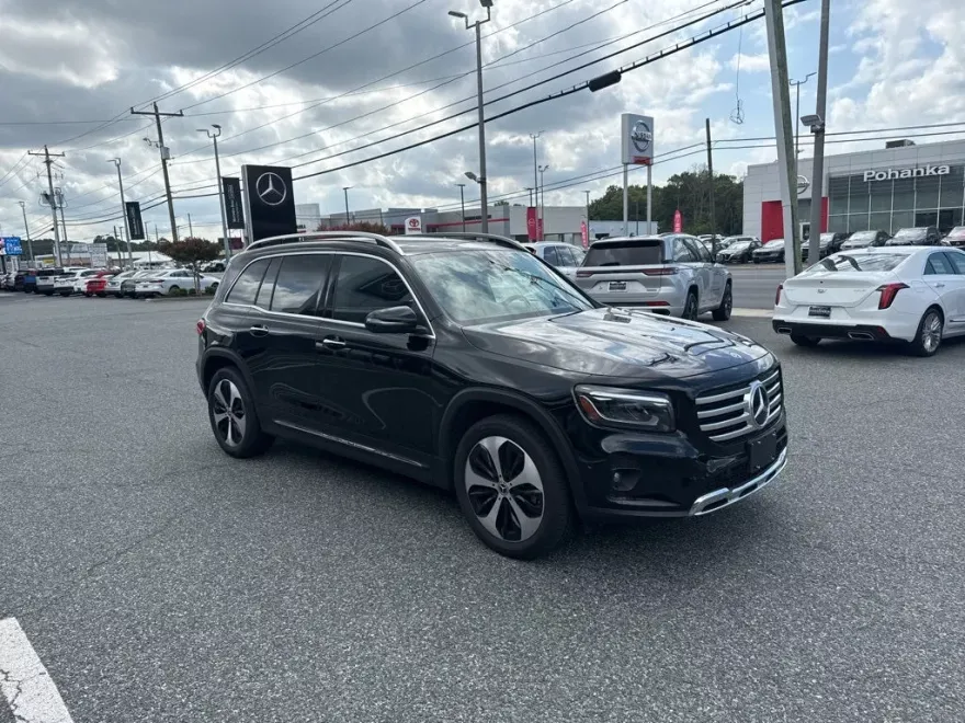 2024 Mercedes Benz GLB 250 photo 1