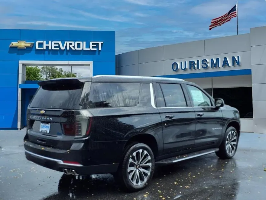 2025 Chevrolet Suburban High Country photo 1