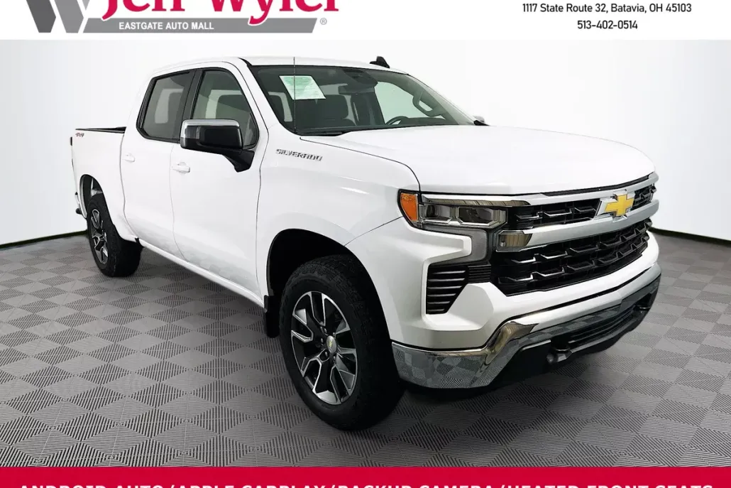2022 Chevrolet Silverado 1500 LT photo 1