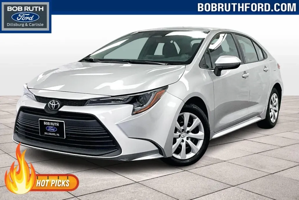 2024 Toyota Corolla LE photo 1