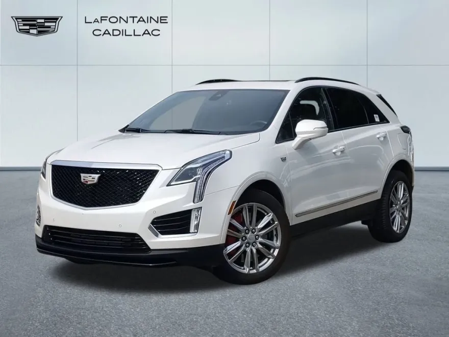 2023 Cadillac XT5 Sport photo 1