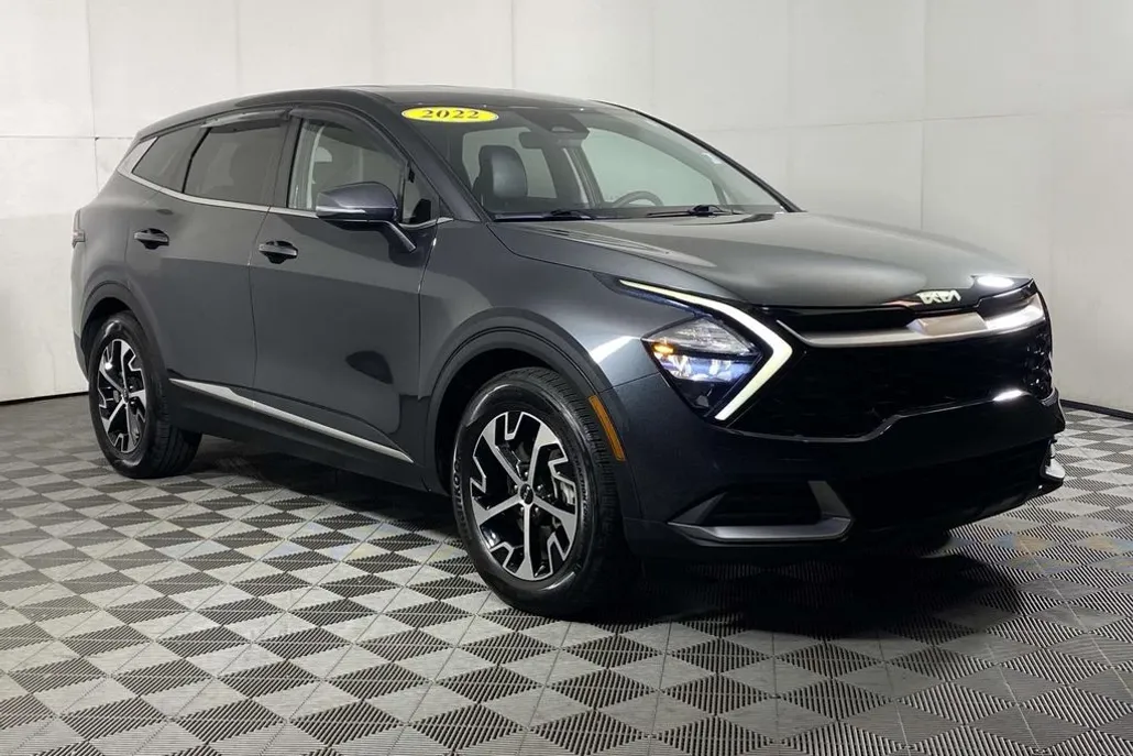 2023 Kia Sportage EX photo 1