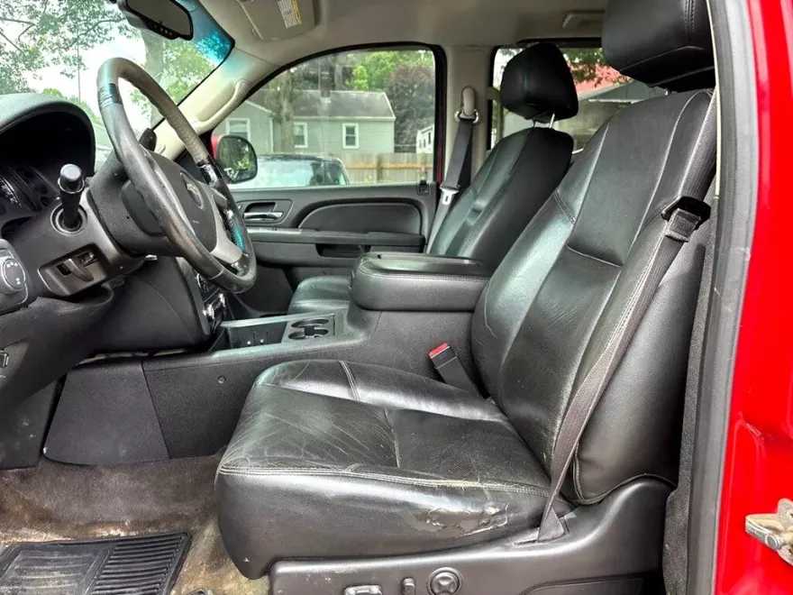 2013 Chevrolet Silverado 2500HD LTZ photo 1
