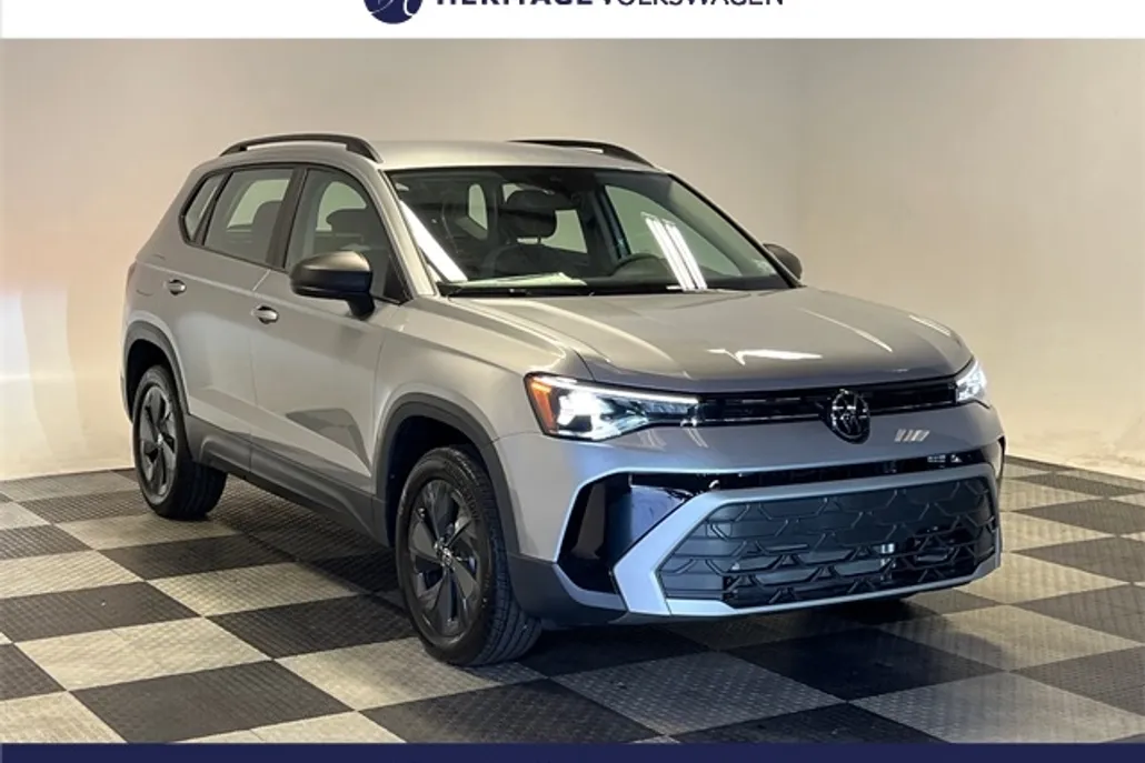 2025 Volkswagen Taos S photo 1