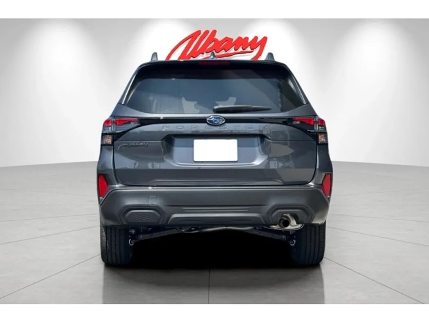 2025 Subaru Forester Premium photo 1