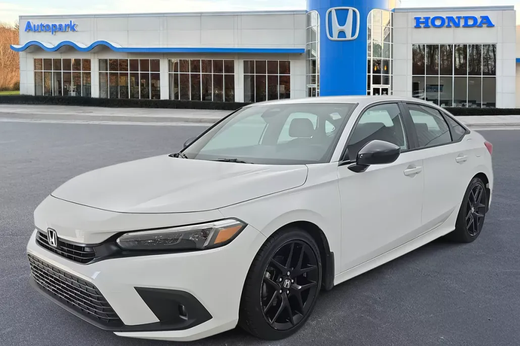2023 Honda Civic Sport photo 1