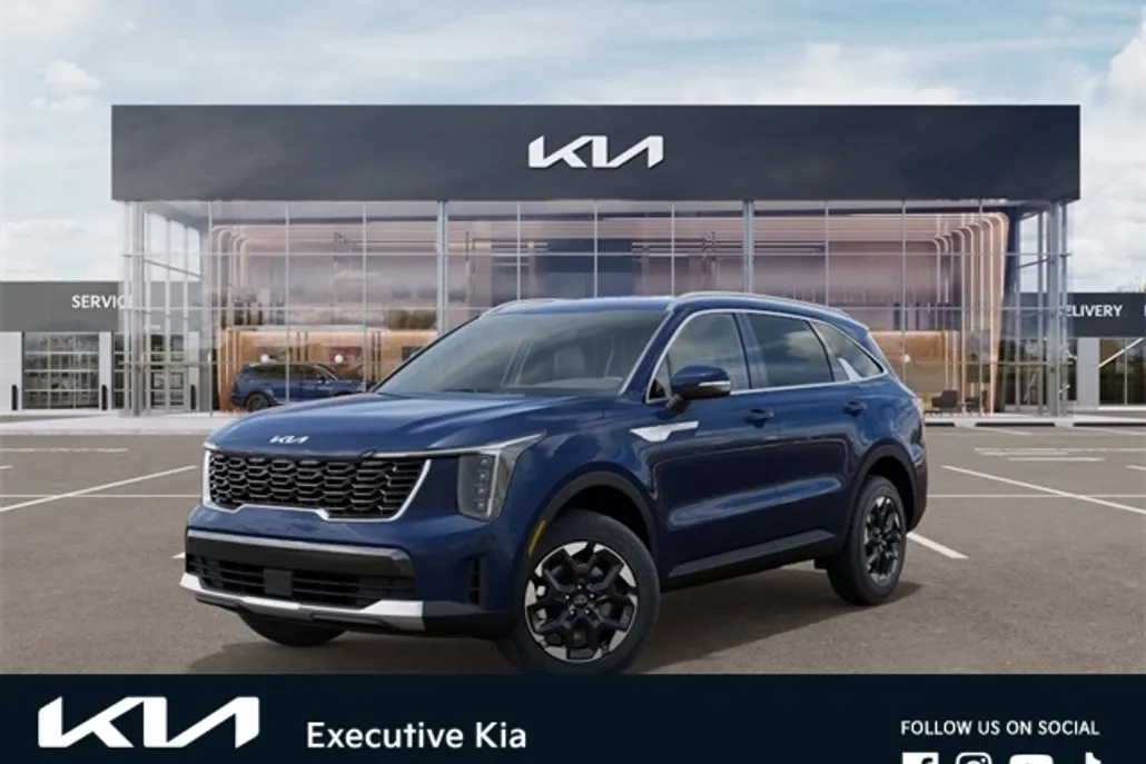 2025 Kia Sorento S photo 1