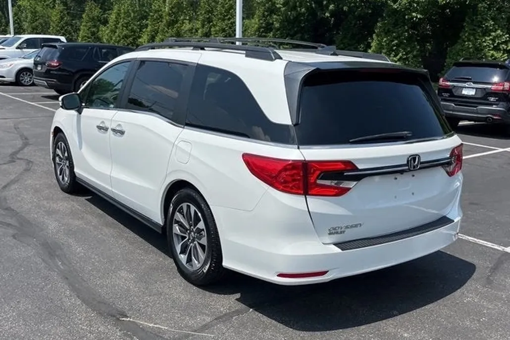 2022 Honda Odyssey EX-L photo 1