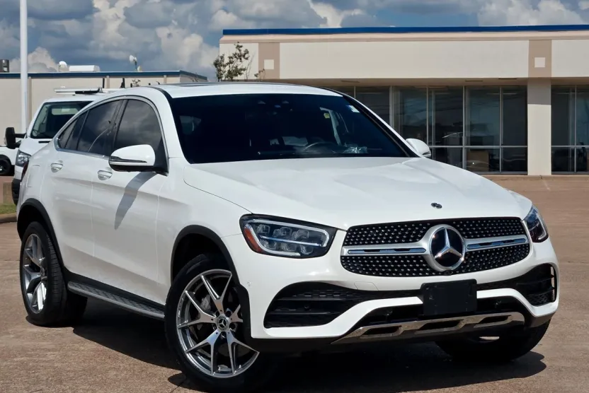 2022 Mercedes Benz GLC 300 4MATIC photo 1