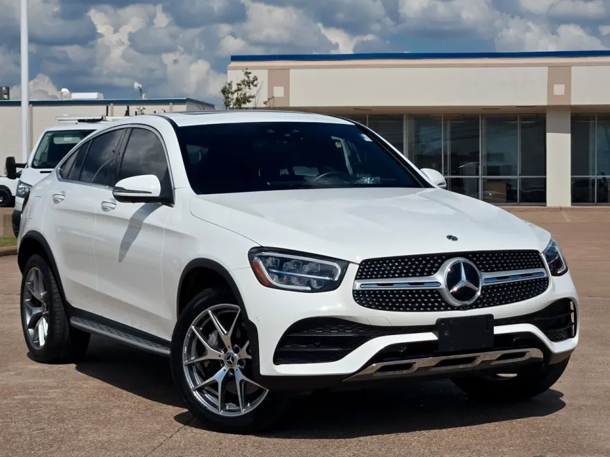 2022 Mercedes Benz GLC 4MATIC Coupe photo 1