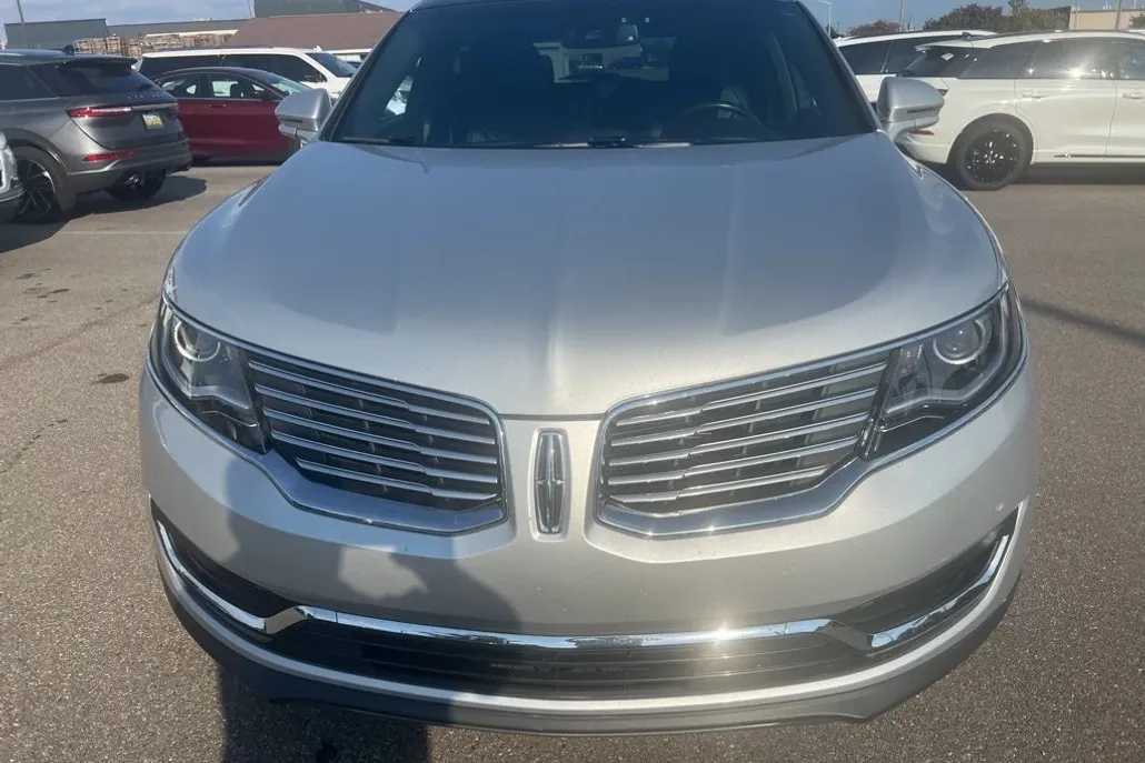 2018 Lincoln MKX Reserve photo 1