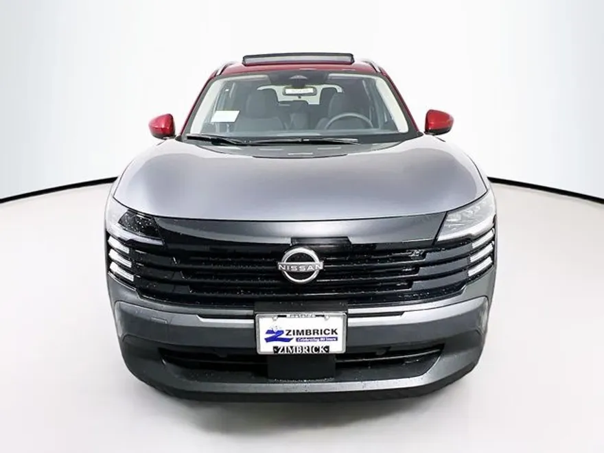 2025 Nissan Kicks SV photo 1
