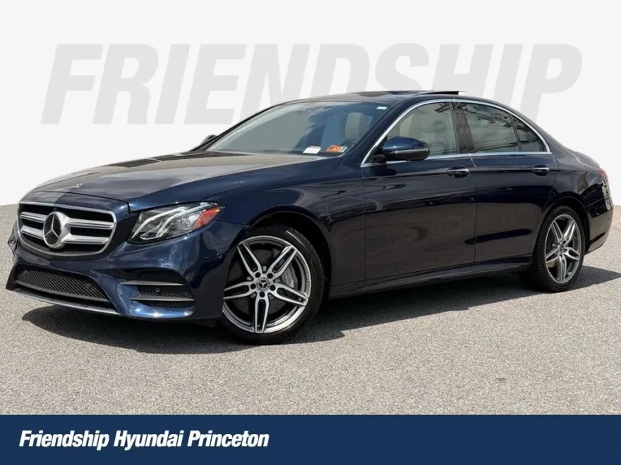2019 Mercedes Benz E 300 4MATIC photo 1