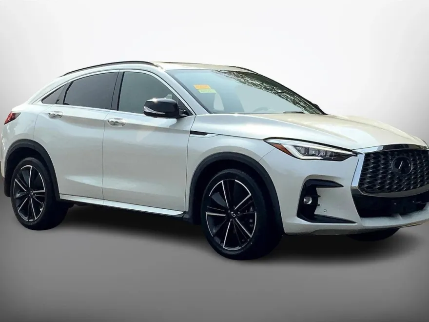 2022 Infiniti QX55 Essential photo 1