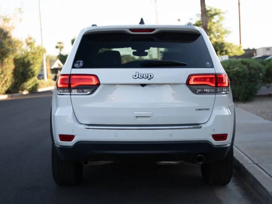 2018 Jeep Grand Cherokee Limited photo 1