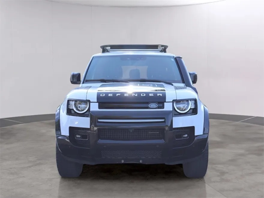 2022 Land Rover Defender 90 X-Dynamic S photo 1