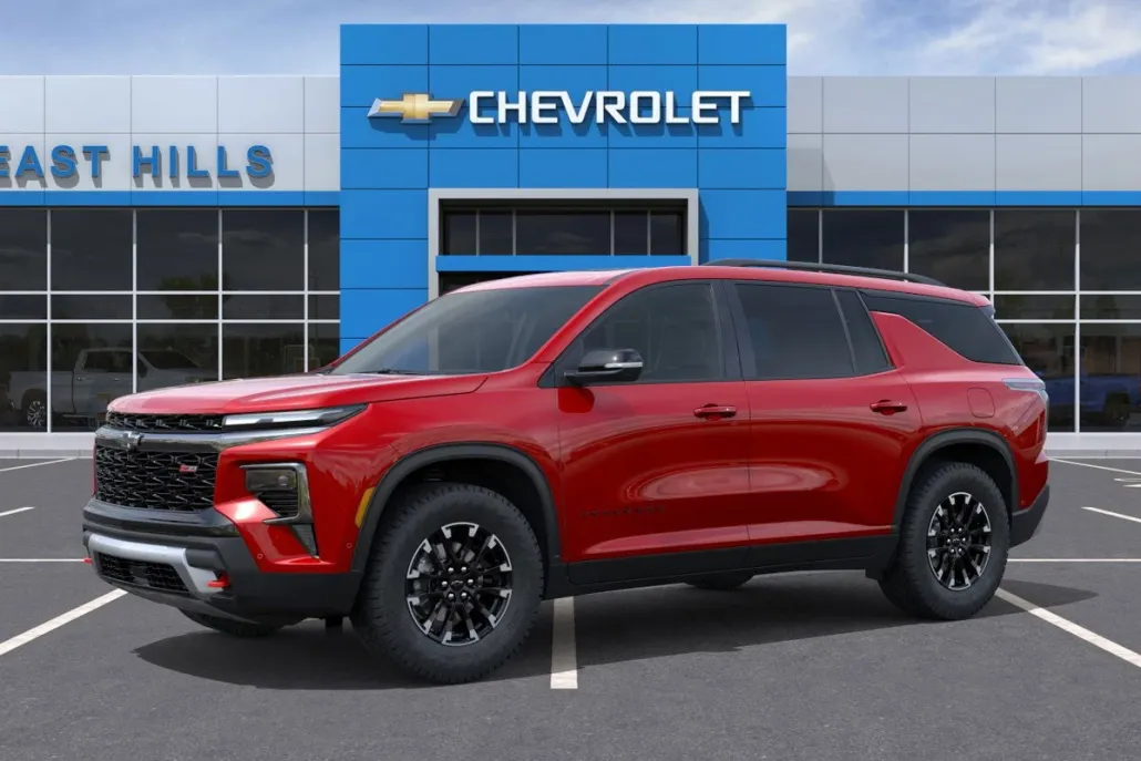 2026 Chevrolet Traverse Z71 photo 1