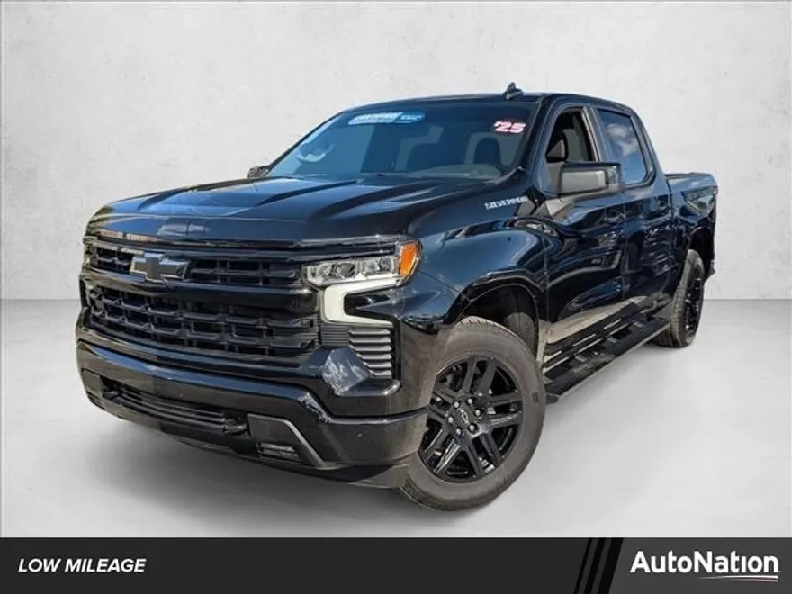 2025 Chevrolet Silverado 1500 RST photo 1
