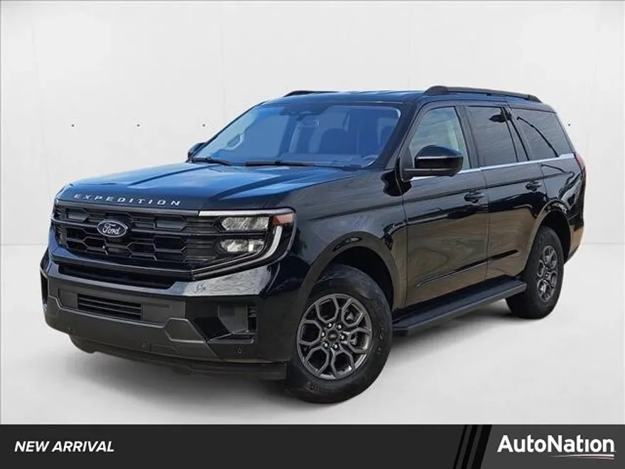 2025 Ford Expedition photo 1