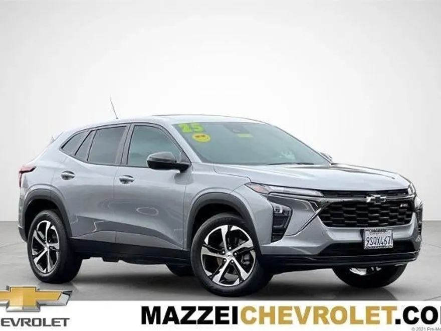 2025 Chevrolet Trax photo 1