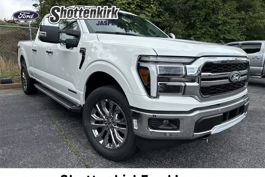 2025 Ford F-150 Lariat photo 1