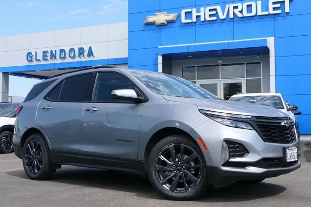 2024 Chevrolet Equinox RS photo 1
