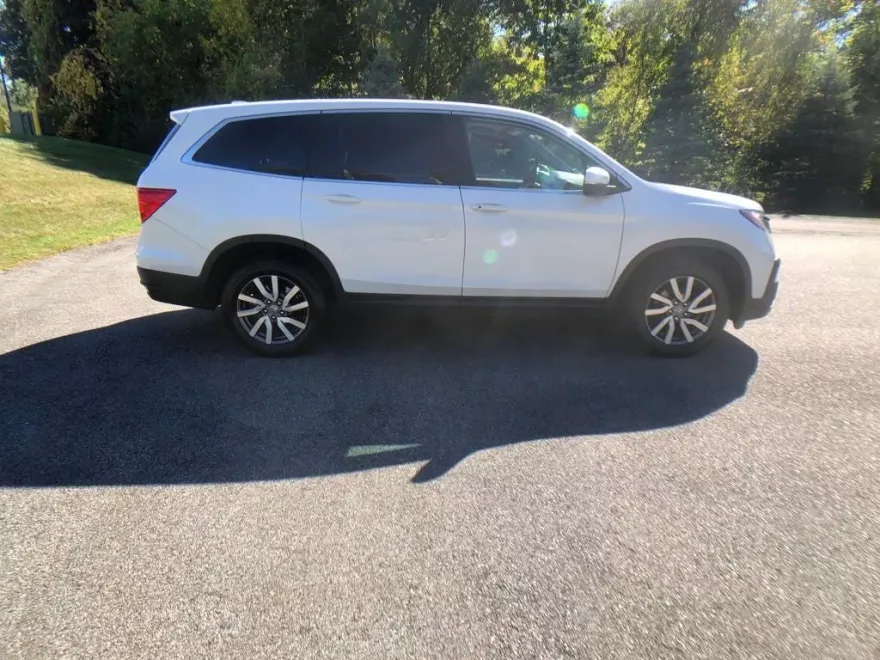 2022 Honda Pilot EX-L photo 1