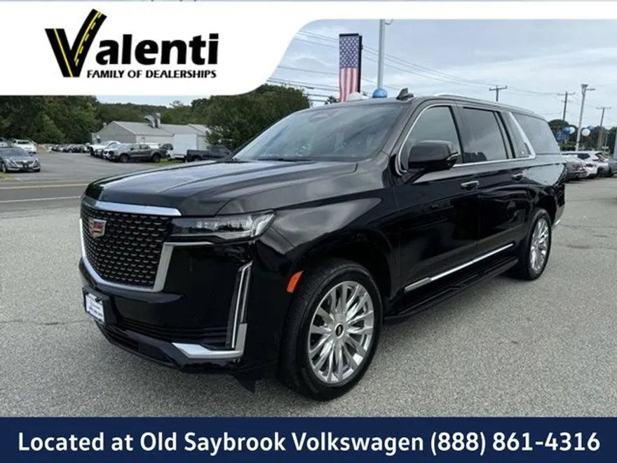 2023 Cadillac Escalade ESV Premium photo 1