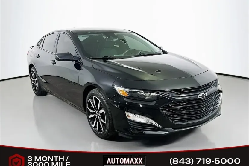 2022 Chevrolet Malibu RS photo 1