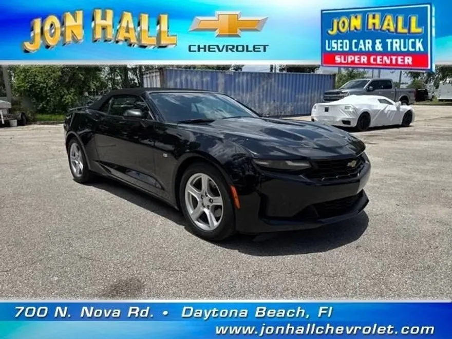 2023 Chevrolet Camaro 1LT photo 1