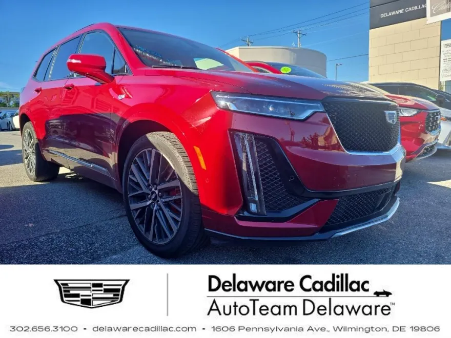 2023 Cadillac XT6 Sport photo 1