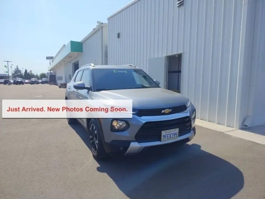 2023 Chevrolet Trailblazer LT photo 1
