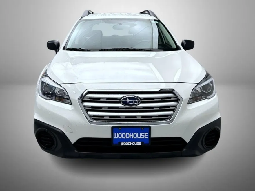 2017 Subaru Outback 2.5i Sport photo 1