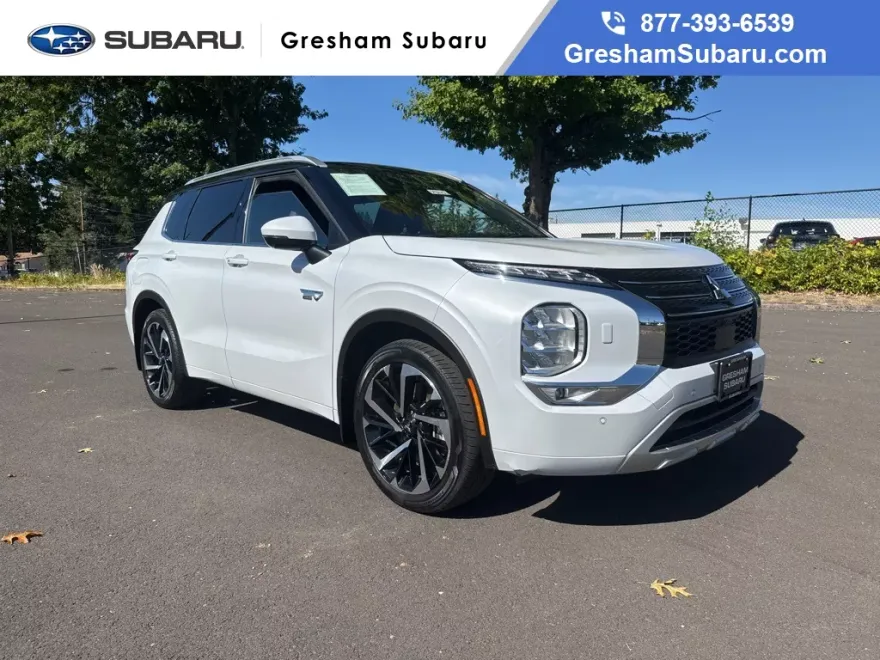 2023 Mitsubishi Outlander PHEV SEL photo 1