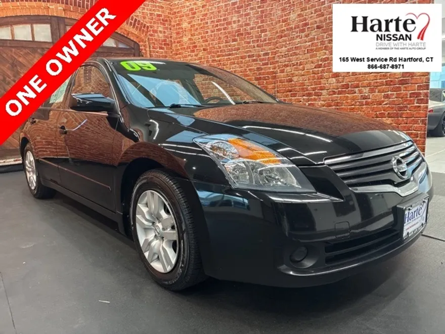 2009 Nissan Altima 2.5 S photo 1