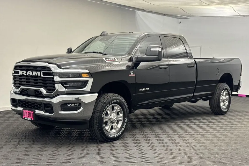2025 Ram 3500 Big Horn photo 1