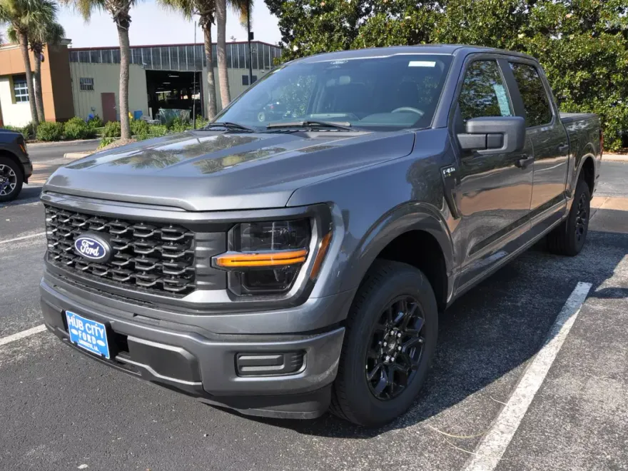 2025 Ford F-150 STX photo 1