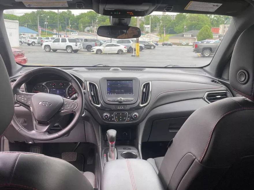2022 Chevrolet Equinox RS photo 1