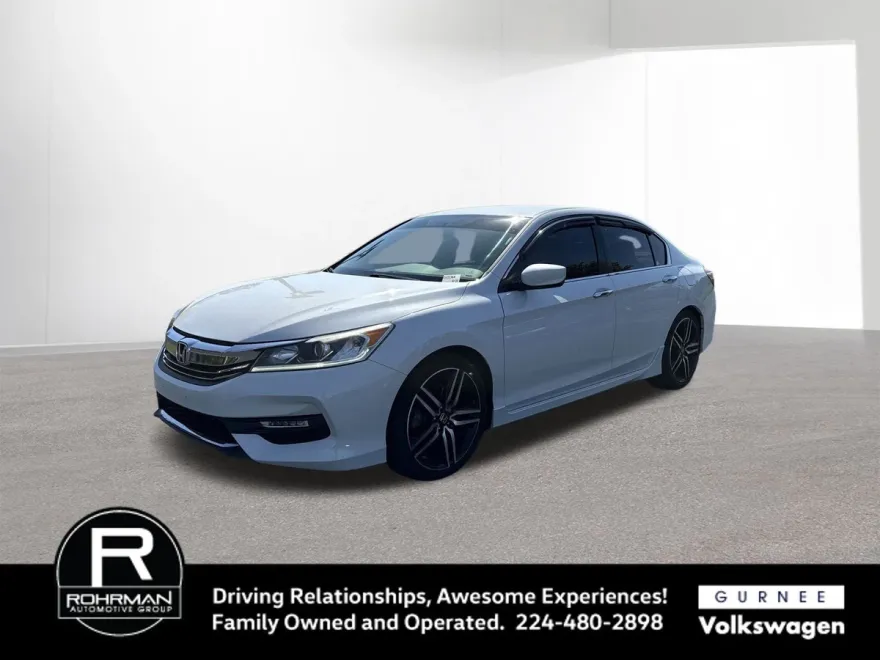 2017 Honda Accord Sport photo 1