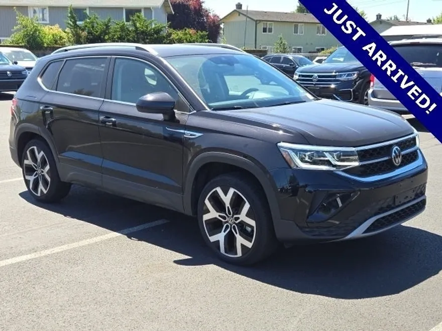 2023 Volkswagen Taos SEL photo 1