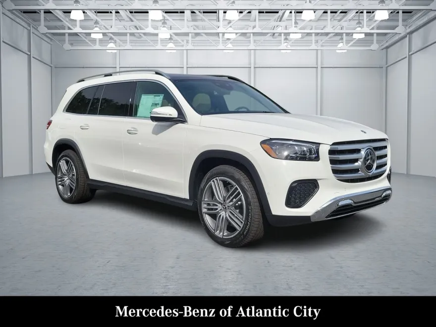 2025 Mercedes Benz GLS 450 photo 1