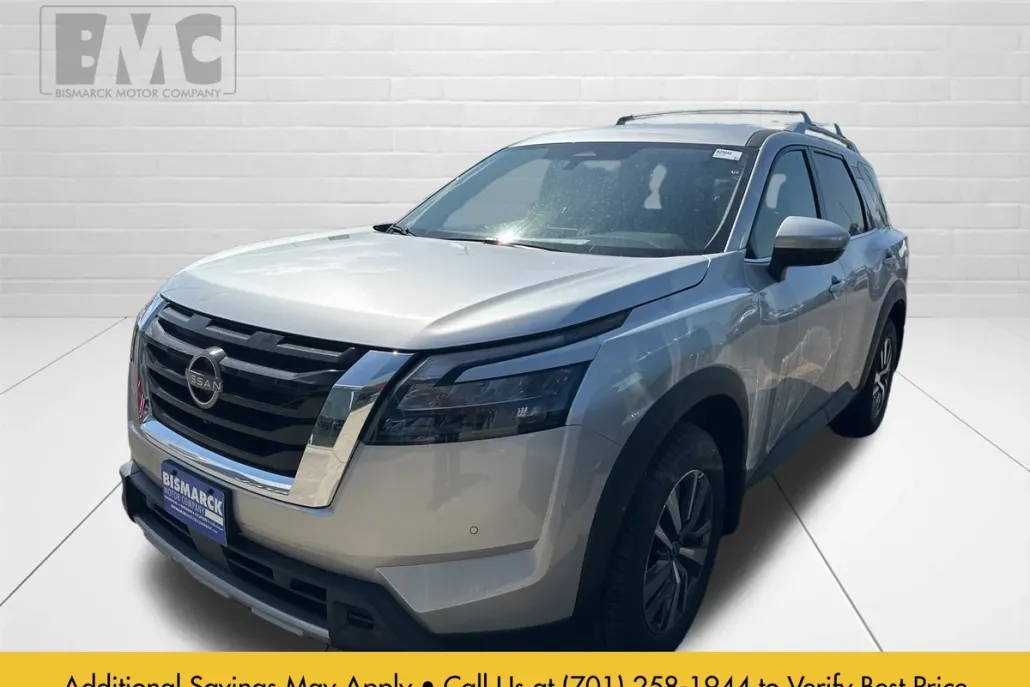 2025 Nissan Pathfinder SL photo 1