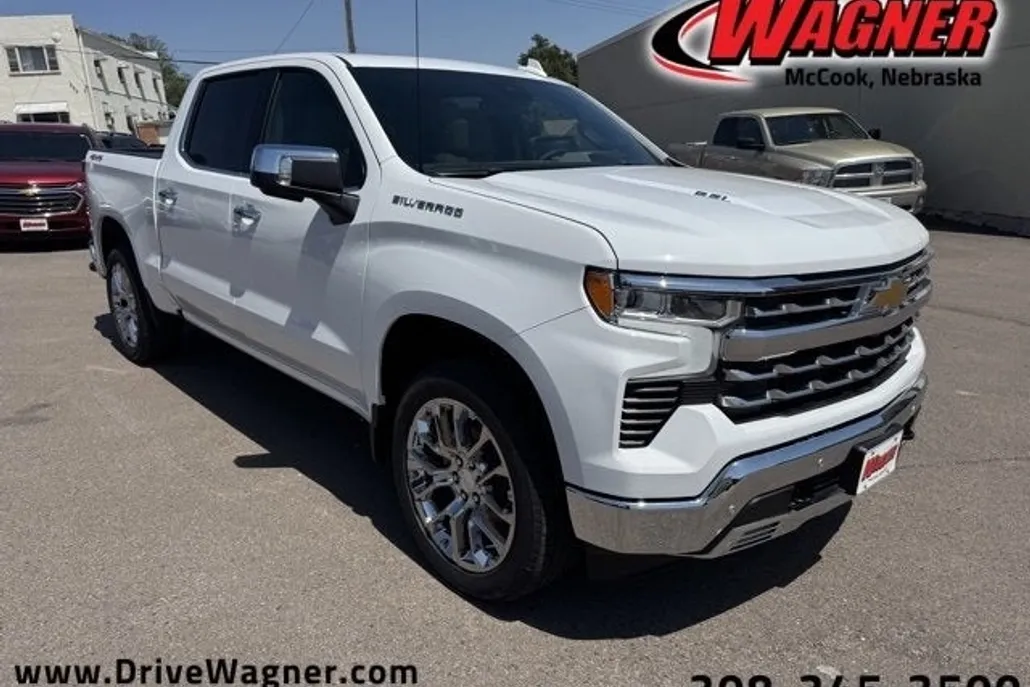 2025 Chevrolet Silverado 1500 LTZ photo 1