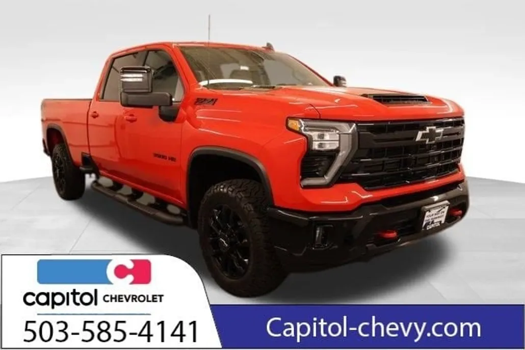 2025 Chevrolet Silverado 3500HD LT photo 1